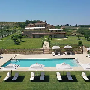 The Club House Hotel